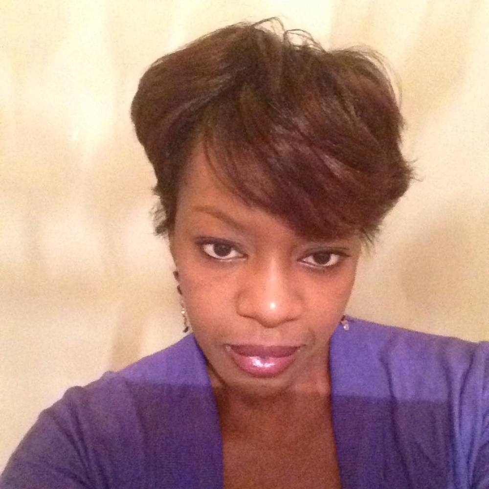Meet your Posher, Felicia